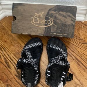 Girls Chacos